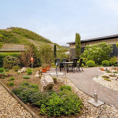 Restful Apartment In Neumagen Near River Moselle 외부 사진